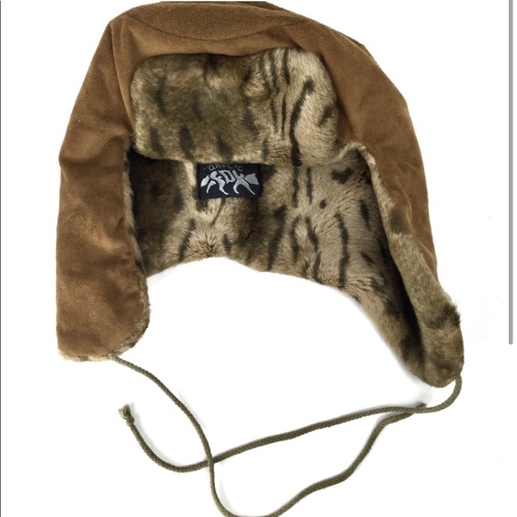 ARCTIC FOX Faux Fur Leopard Trim Trapper H… - Picture 2 of 3